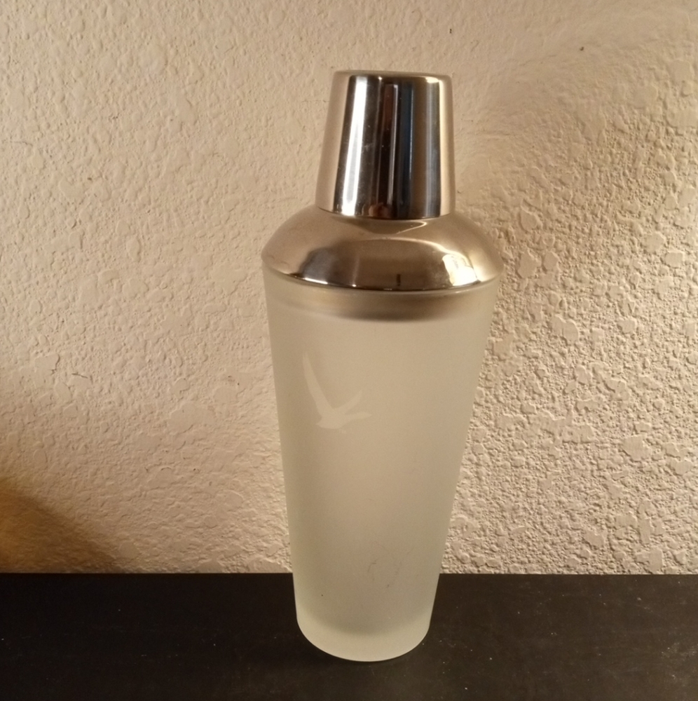 GORGEOUS MCM Grey Goose 12oz Frosted Cocktail Shaker with Chrome Top.